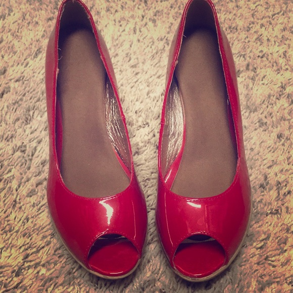 Sofft Shoes - Sofft Red heels